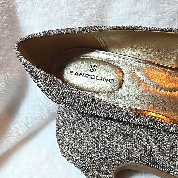 Bandolino Heels 6 1/2  NWOT - Picture 6 of 7
